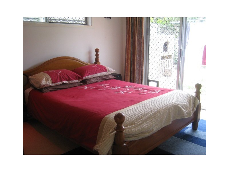 11 Curlew Crescent, Burleigh Waters QLD 4220