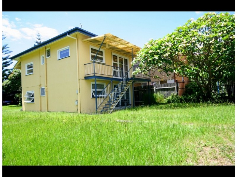 1/1989 Gold Coast Highway, Miami QLD 4220
