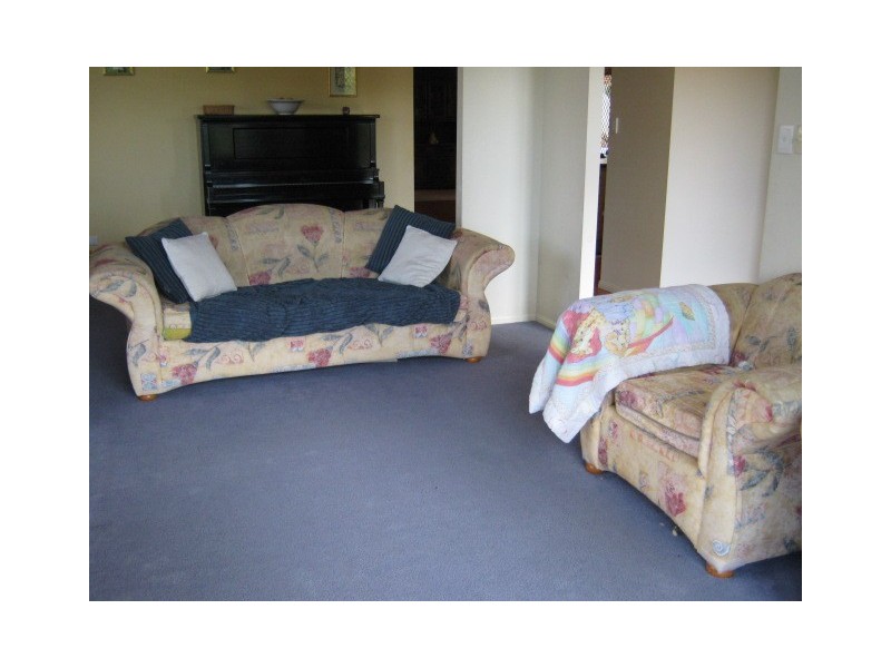 4 Arbury Hill Close, Burleigh Heads QLD 4220