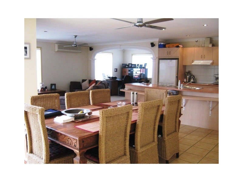 47 Gardendale Drive, Burleigh Waters QLD 4220