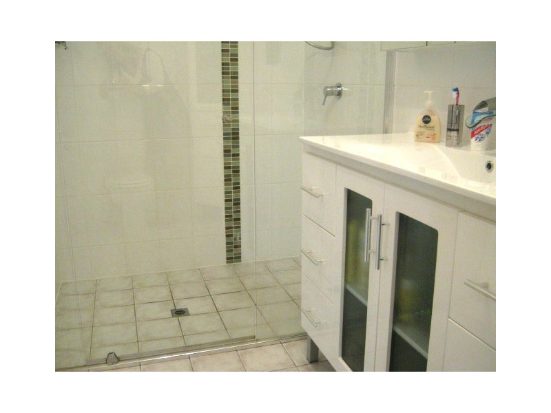 47 Gardendale Drive, Burleigh Waters QLD 4220