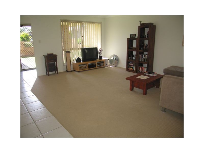 3 Carilla Place, Elanora QLD 4221