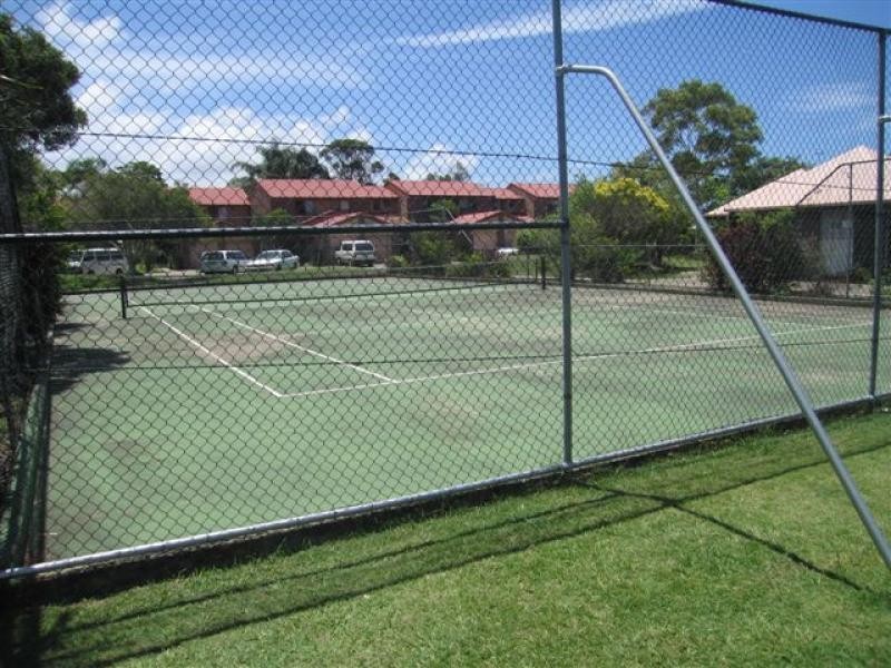 10/5 Galeen Drive, Burleigh Waters QLD 4220