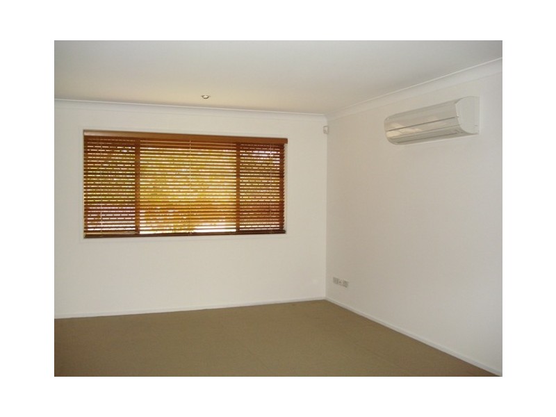 28 Redleaf Court,, Burleigh Waters QLD 4220
