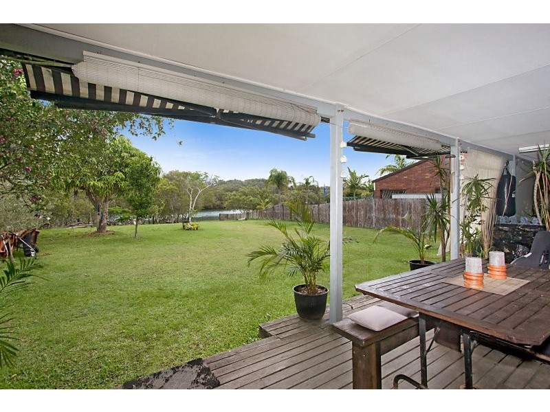 19 Chown Avenue, Currumbin Waters QLD 4223