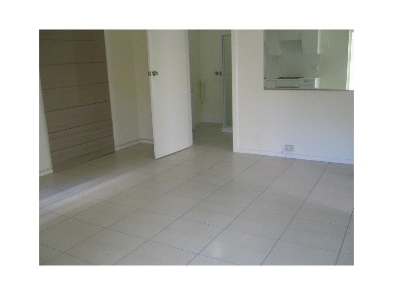 1/1055 Gold Coast Highway, Palm Beach QLD 4221