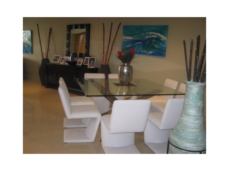 64 The Esplanade, Burleigh Heads QLD 4220