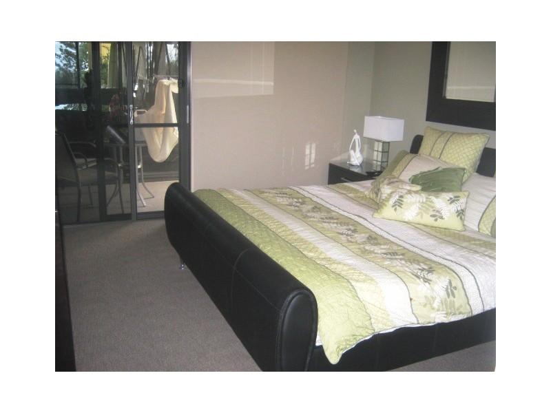 64 The Esplanade, Burleigh Heads QLD 4220