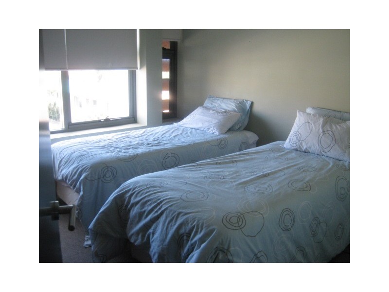64 The Esplanade, Burleigh Heads QLD 4220