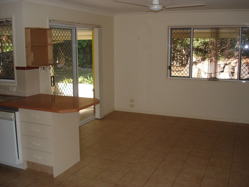 13 Queen Charlotte Court, Mudgeeraba QLD 4213