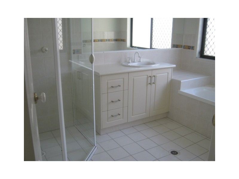 23 Cordata Court, Robina QLD 4226