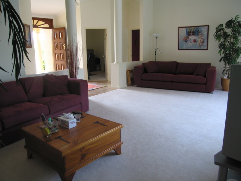 16 Shoalwater Court, Burleigh Waters QLD 4220