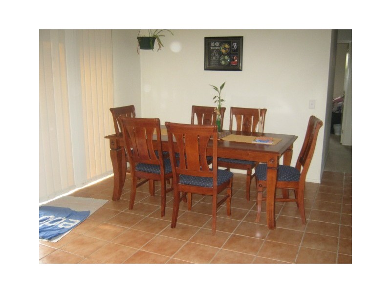 8 Carino Court, Merrimac QLD 4226