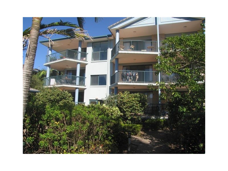 2/1222 Gold Coast Highway, Palm Beach QLD 4221