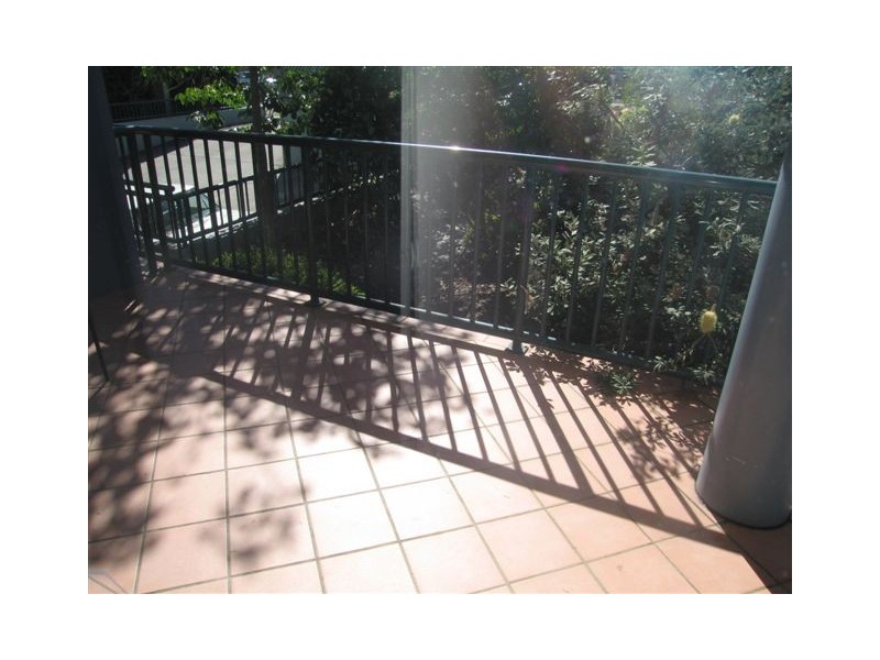 2/1222 Gold Coast Highway, Palm Beach QLD 4221