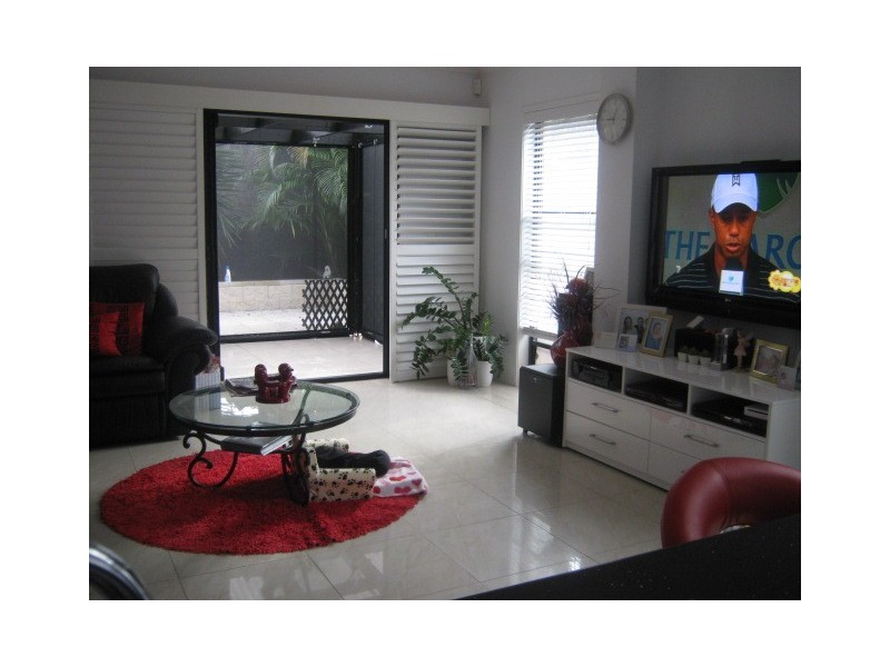 1/3 Cedar Court, Burleigh Heads QLD 4220