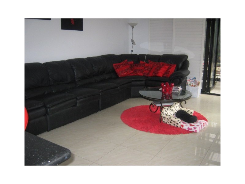 1/3 Cedar Court, Burleigh Heads QLD 4220