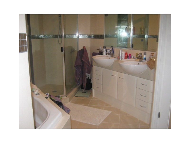 1/3 Cedar Court, Burleigh Heads QLD 4220