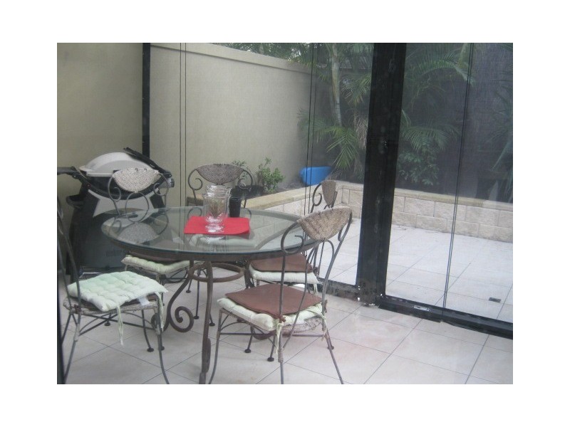 1/3 Cedar Court, Burleigh Heads QLD 4220