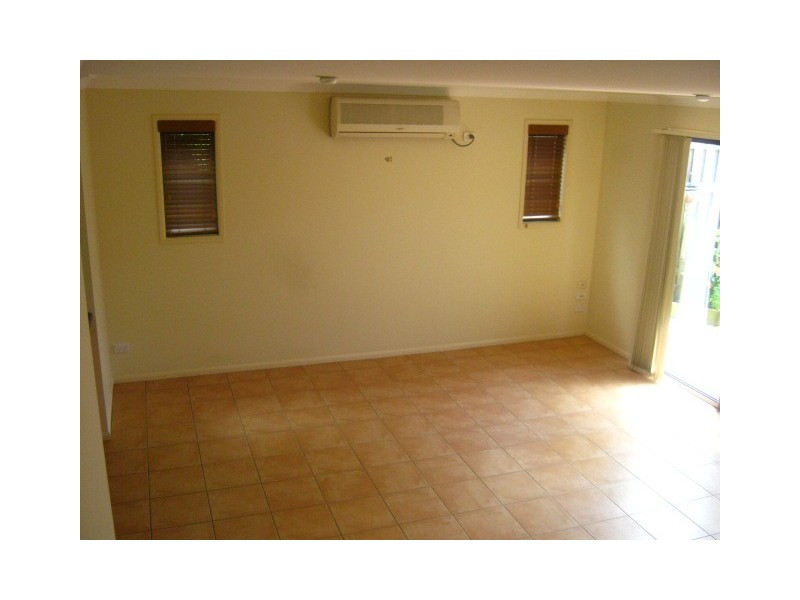 5/2 Karri Court, Burleigh Heads QLD 4220