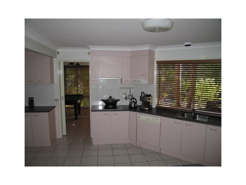 204 Rosemount Drive, Willow Vale QLD 4209