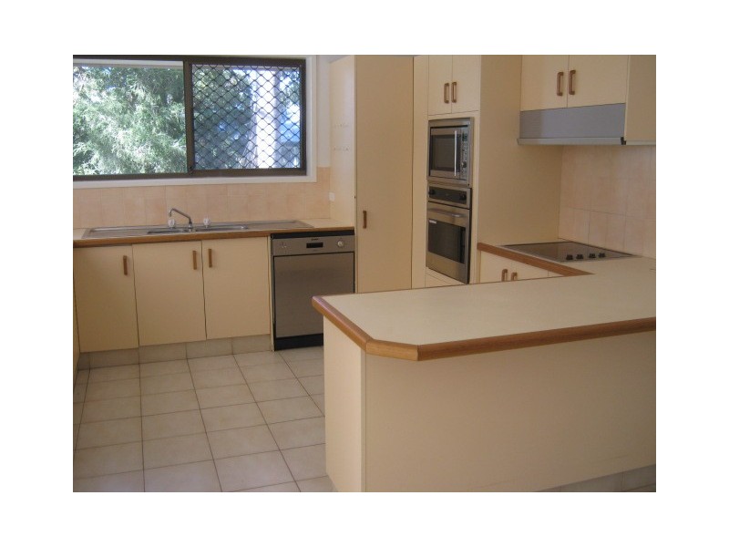 4 Harmes Place, Tallebudgera Valley QLD 4228