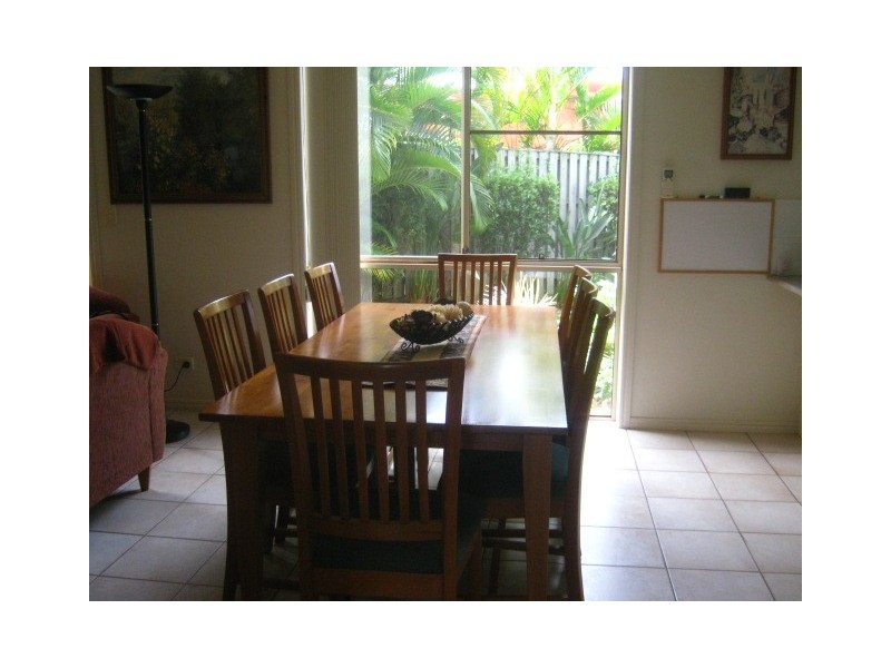 20 Illinois Court, Varsity Lakes QLD 4227