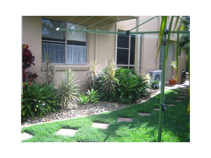 20 Illinois Court, Varsity Lakes QLD 4227