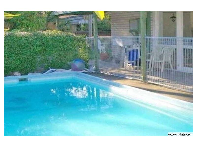 87 Parnki Parade, Palm Beach QLD 4221