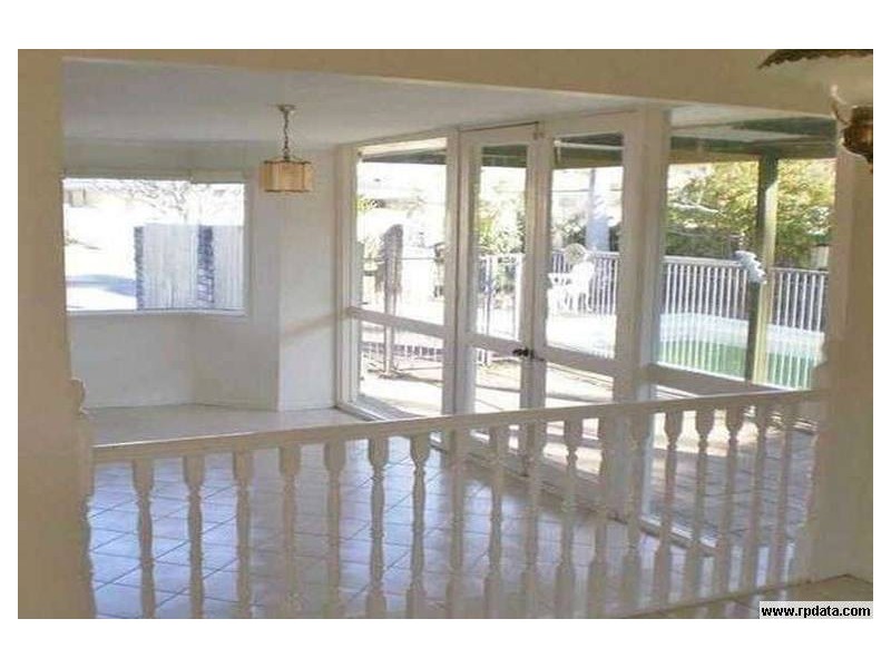 87 Parnki Parade, Palm Beach QLD 4221