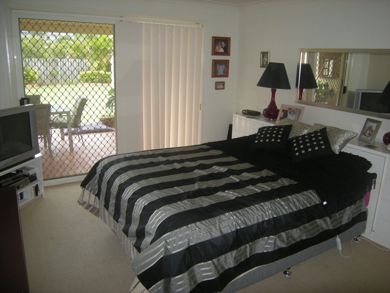 6 Highbridge Rise, Mudgeeraba QLD 4213