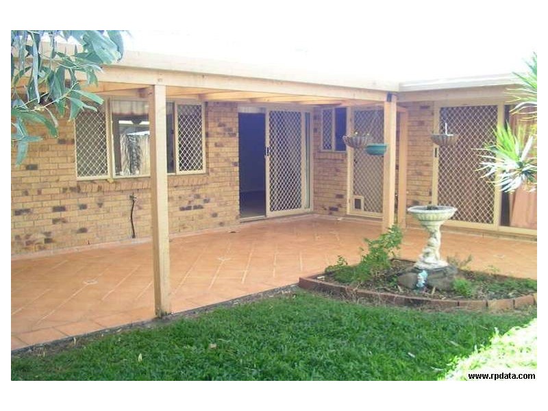 19 Sugarleaf Court, Burleigh Waters QLD 4220