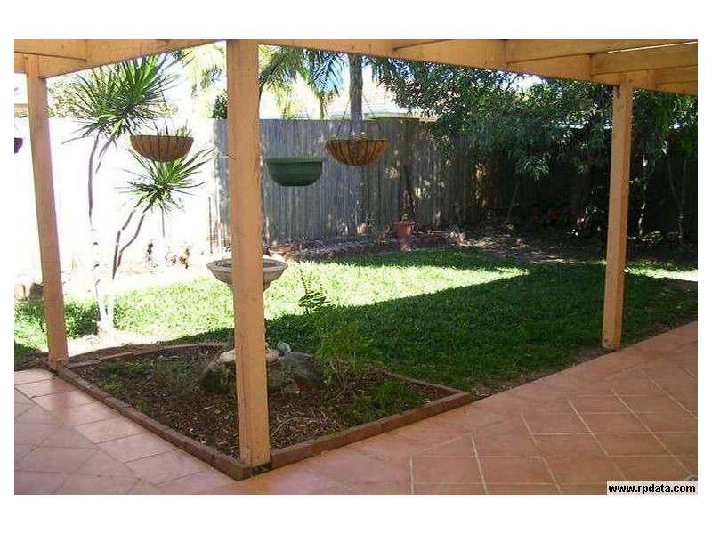 19 Sugarleaf Court, Burleigh Waters QLD 4220