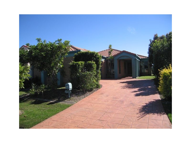 14 Vanderbilt Court, Varsity Lakes QLD 4227