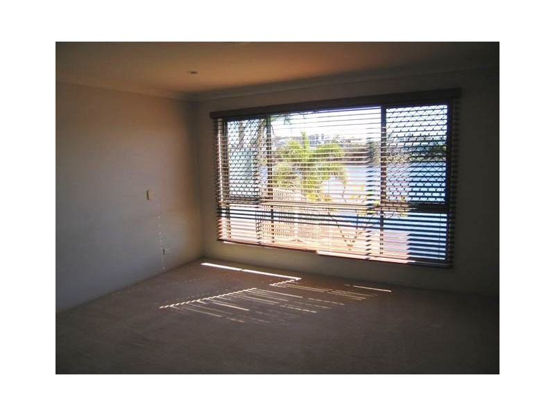 14 Vanderbilt Court, Varsity Lakes QLD 4227