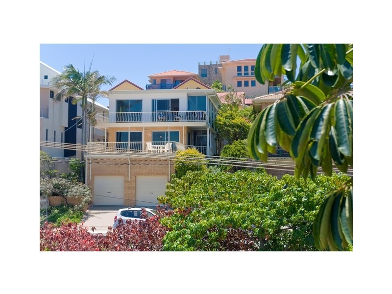 1/11 Kelly Avenue, Miami QLD 4220