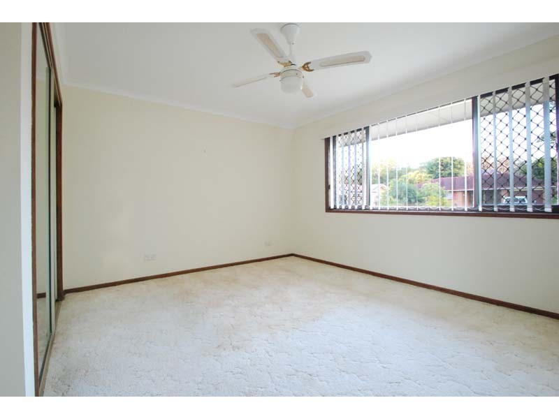 11 Bluejay Street, Burleigh Waters QLD 4220