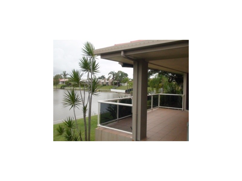 23 Pintail Crescent, Burleigh Waters QLD 4220