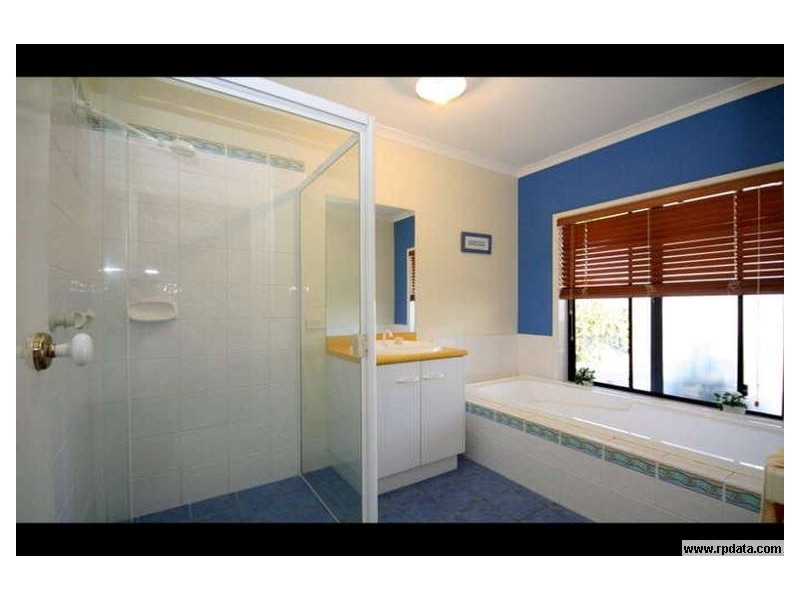 14 Sharscay Close, Burleigh Heads QLD 4220