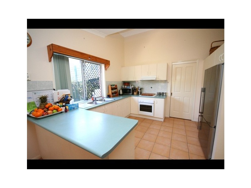 28 Wonga St, Burleigh Heads QLD 4220