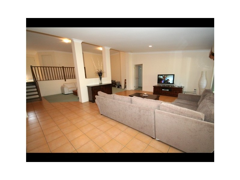 28 Wonga St, Burleigh Heads QLD 4220