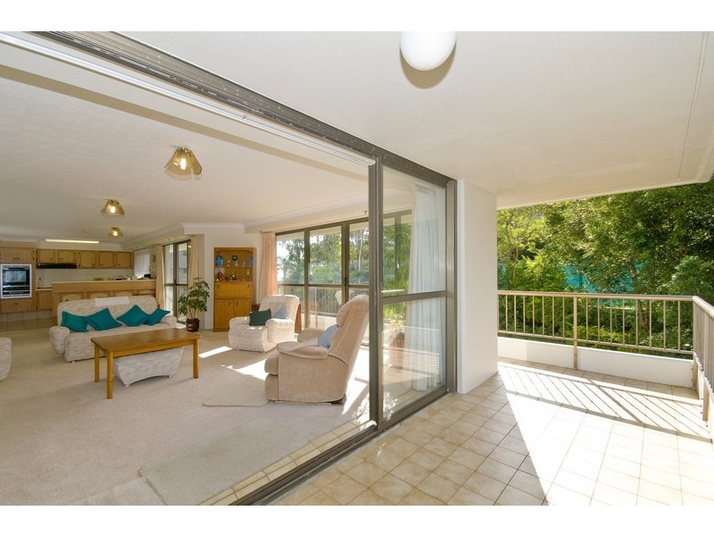 24/45 Hayle Street, Burleigh Heads QLD 4220