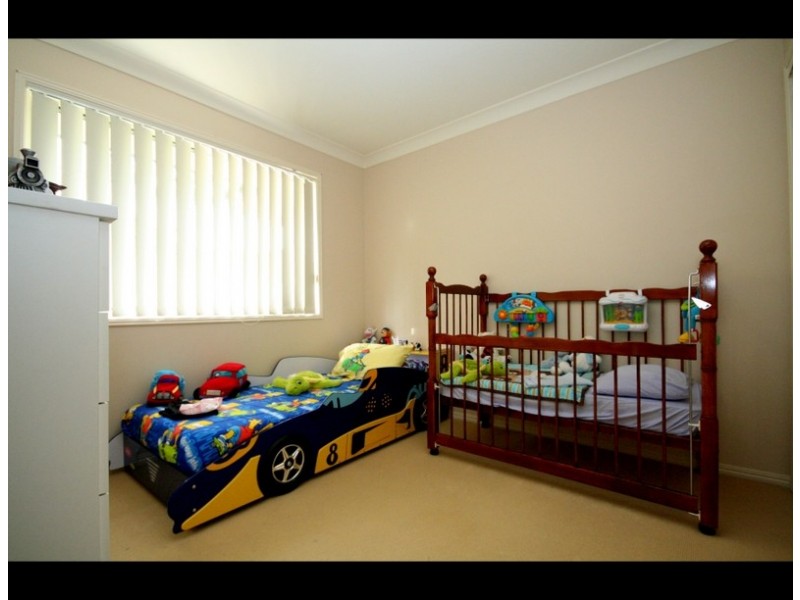 7 Eugene Drive, Varsity Lakes QLD 4227