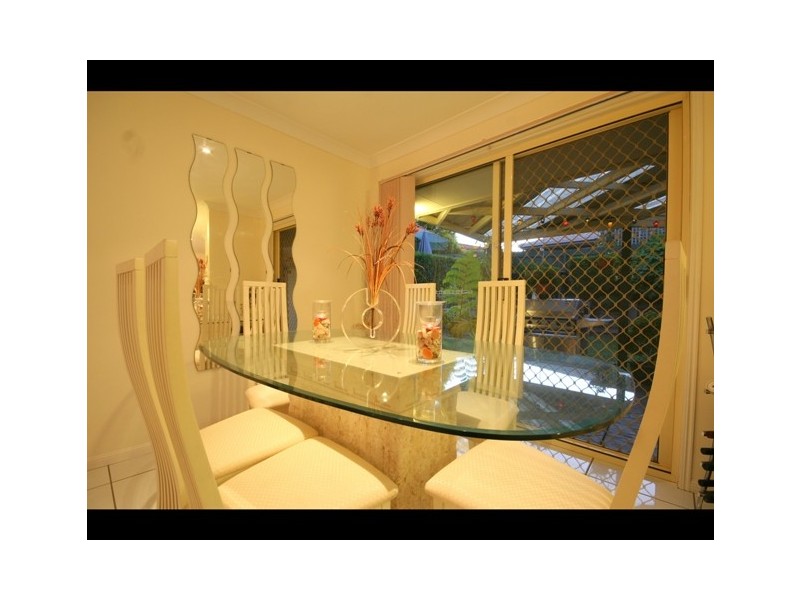 25 Whipbird Crt, Burleigh Waters QLD 4220