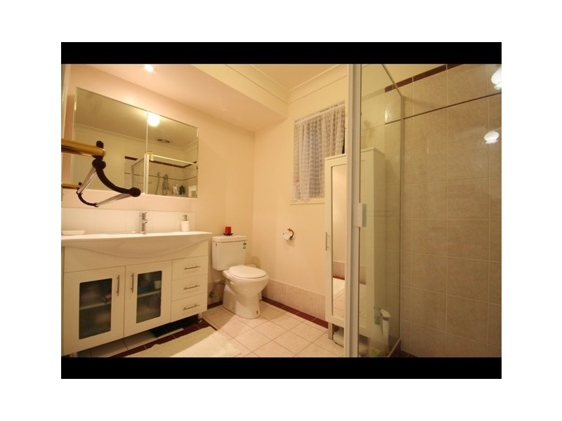 25 Whipbird Crt, Burleigh Waters QLD 4220