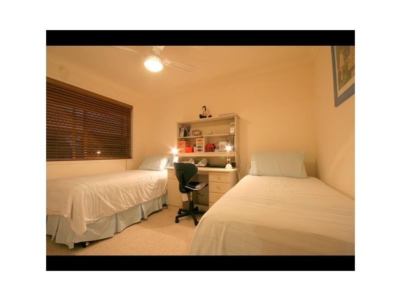 25 Whipbird Crt, Burleigh Waters QLD 4220