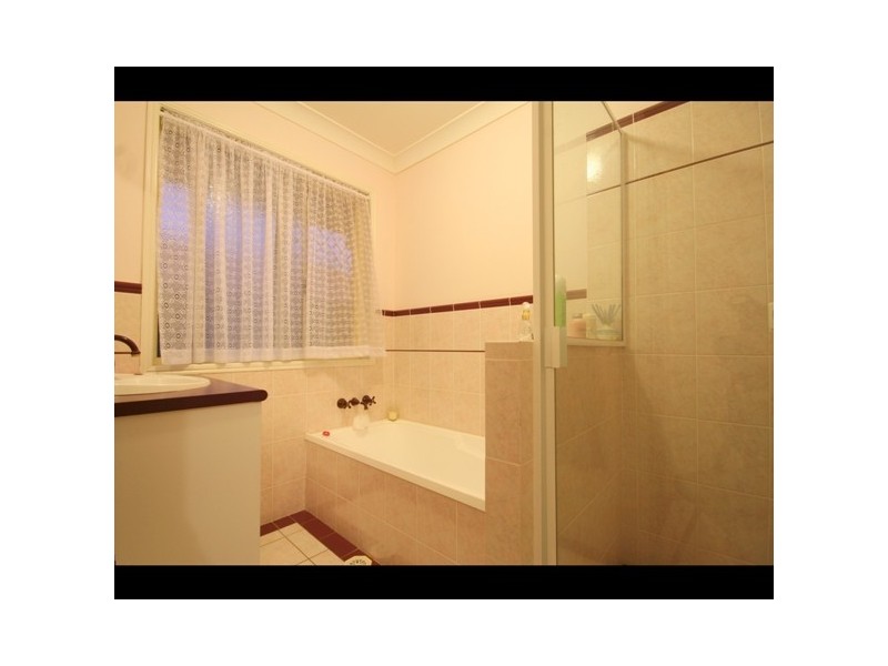 25 Whipbird Crt, Burleigh Waters QLD 4220