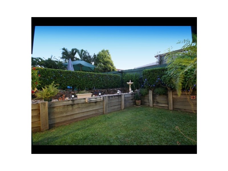 25 Whipbird Crt, Burleigh Waters QLD 4220