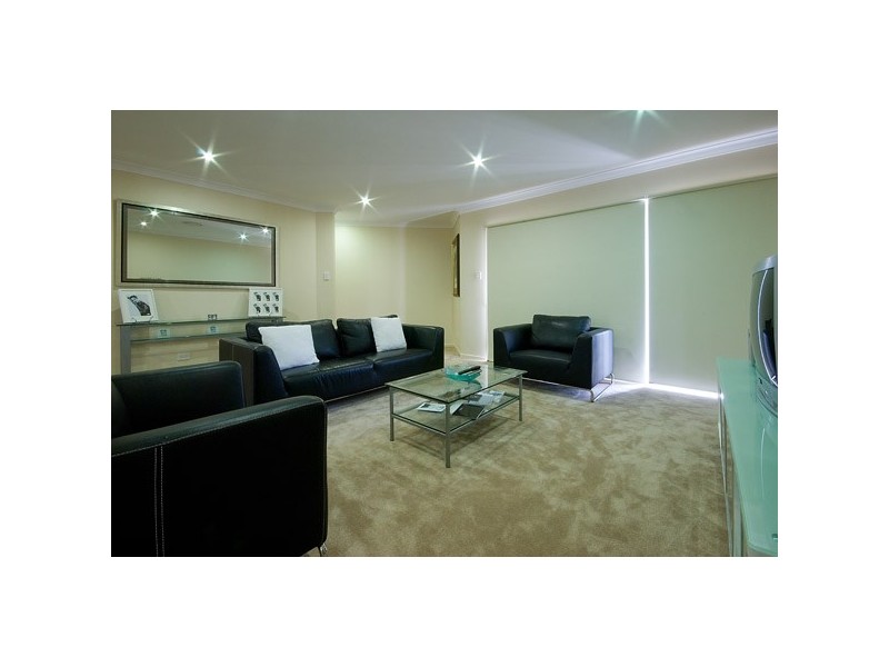 35 Azzura Drive, Varsity Lakes QLD 4227