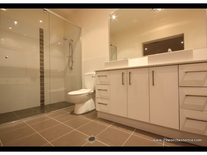 2/29 Worchester Terrace, Reedy Creek QLD 4227